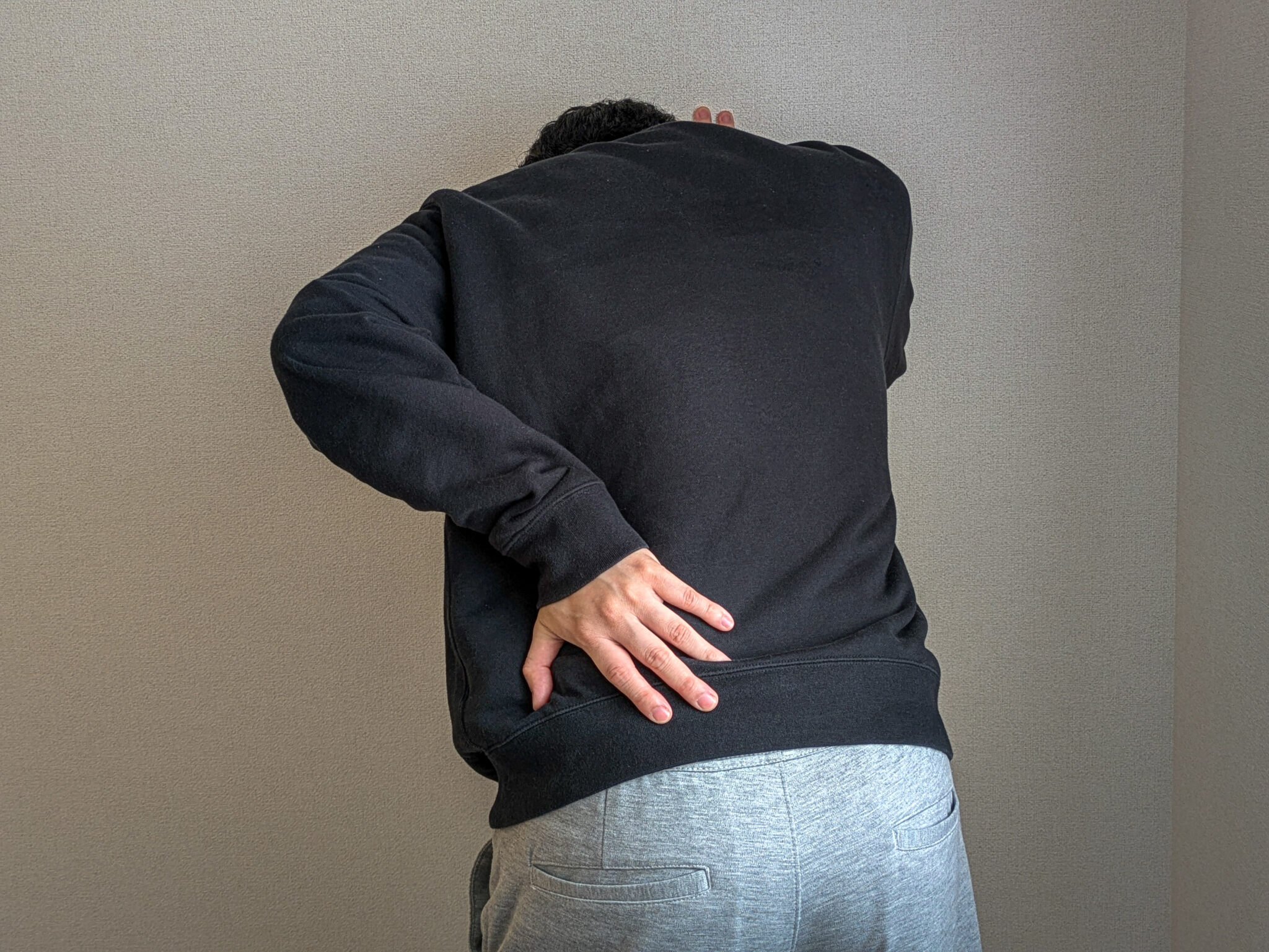 中腰の体勢が続くと腰痛がひどくなる!50代男性が実践した治し… | ブログ | こたけ鍼灸整骨院|熊本市中央区上鍛冶屋町で(”患者様の痛みを ...